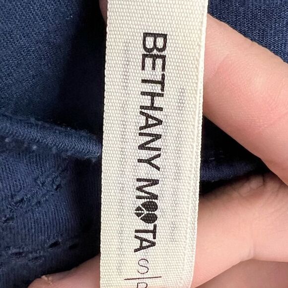 Bethany Mota sleeveless knee length dress women’s small. Textured. - Picture 3 of 5